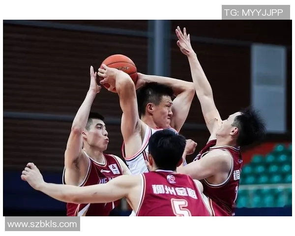 2021年1月12日CBA精彩对决深圳队迎战浙江队全场回顾与分析